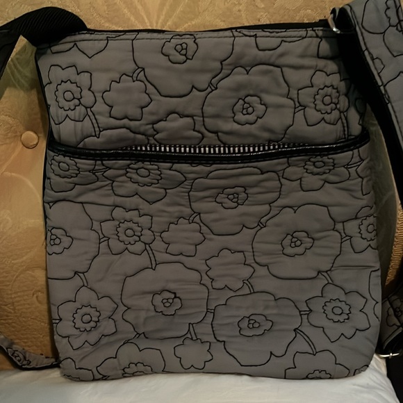 Thirty-One Crossbody Purse Gray with Black Stitching - Picture 2 of 3